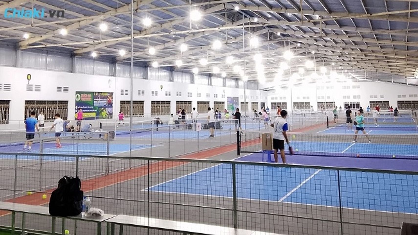 S&acirc;n Pickleball Ho&agrave;ng Gia c&oacute; tới tận 14 s&acirc;n cho bạn thoải sức chơi