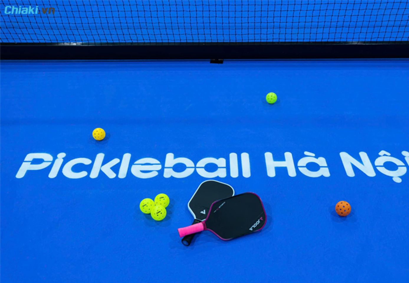 s&acirc;n pickleball Ho&agrave;ng Quốc Việt c&oacute; mặt s&acirc;n chất lượng cao