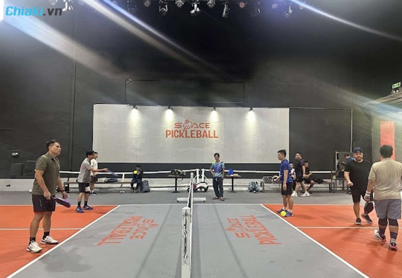 s&acirc;n pickleball quận 12 Space