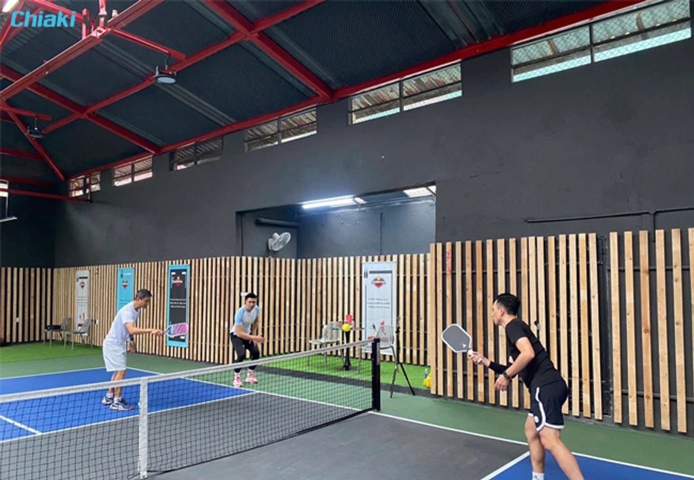 s&acirc;n pickleball hai b&agrave; trưng song h&agrave;