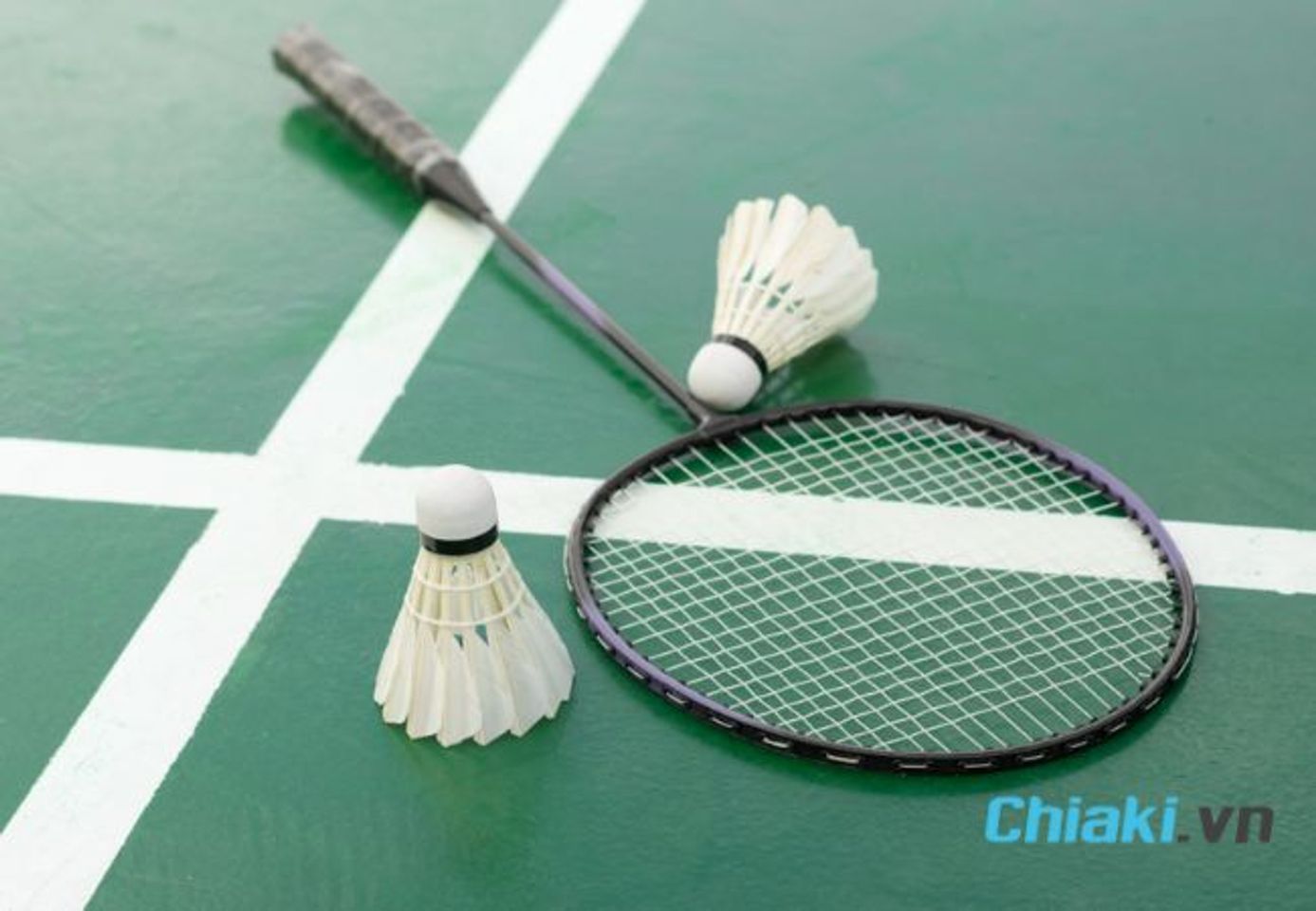 Ti&ecirc;u ch&iacute; lựa chọn vợt cầu l&ocirc;ng dưới 1 triệu