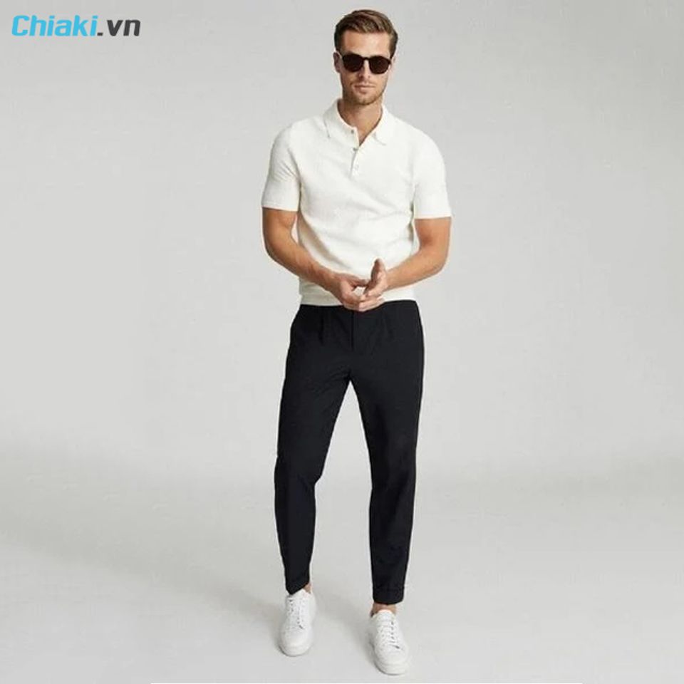 &aacute;o polo trung ni&ecirc;n phối với quần t&acirc;y