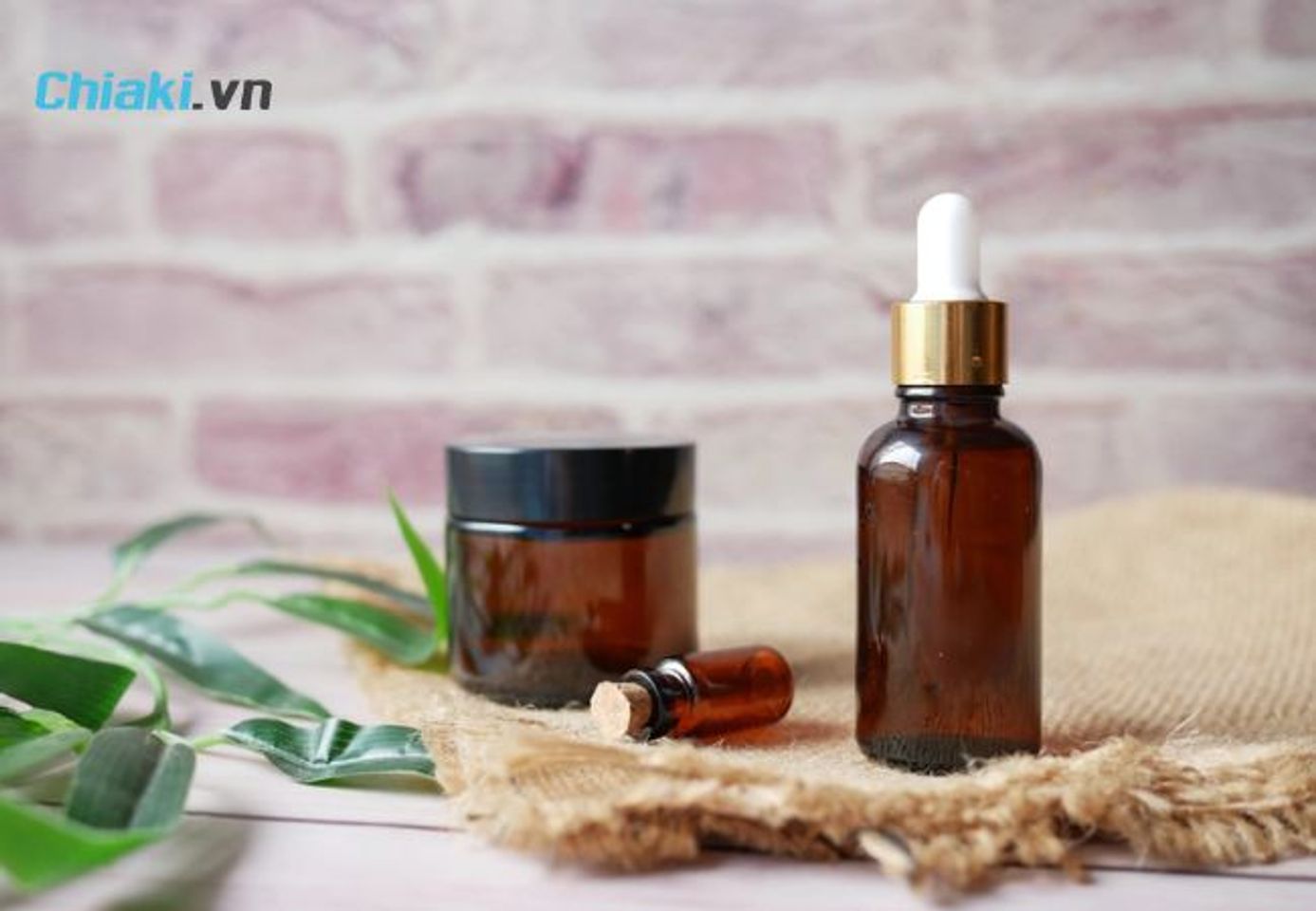 C&oacute; n&ecirc;n sử dụng serum tế b&agrave;o gốc kh&ocirc;ng