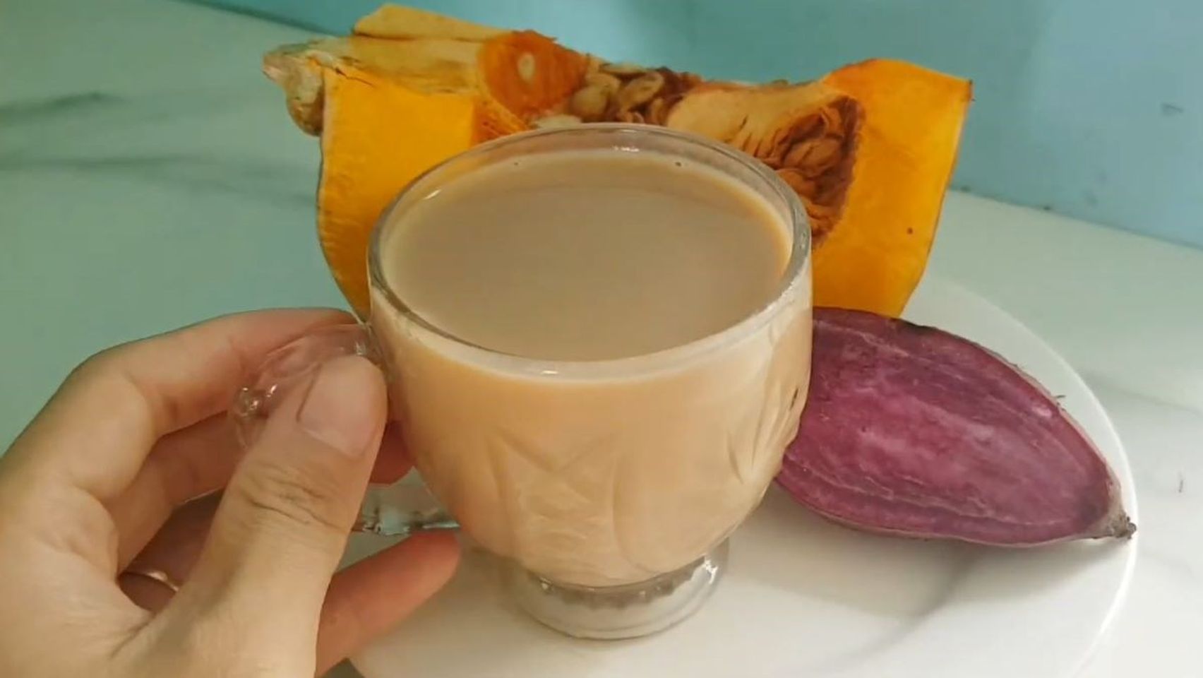 Sữa b&iacute; đỏ khoai lang