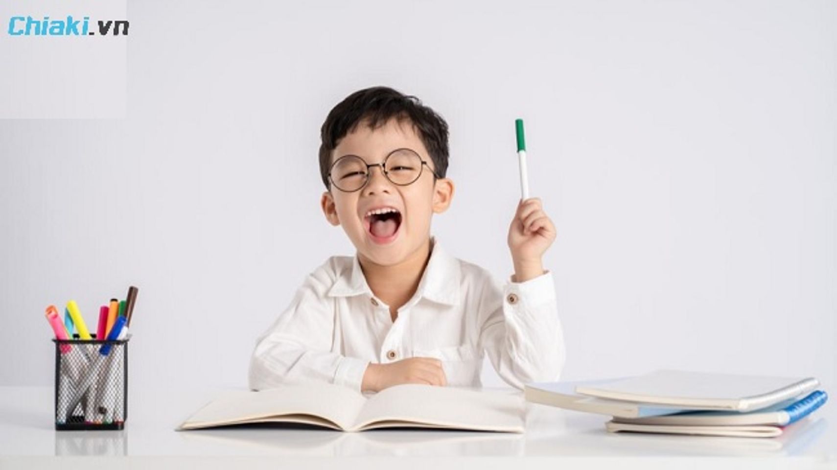 Ti&ecirc;u ch&iacute; chọn sữa ph&aacute;t triển tr&iacute; n&atilde;o cho b&eacute;