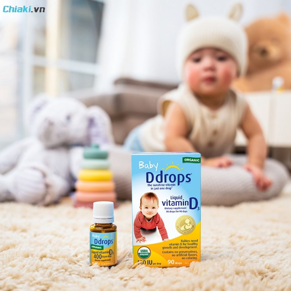 Baby Ddrops Vitamin D3 dạng giọt cung cấp liều lượng 400 IU vitamin D h&agrave;ng ng&agrave;y cho b&eacute;