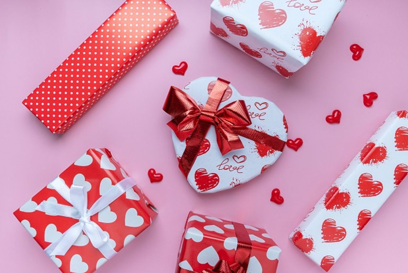 B&iacute; quyết chọn qu&agrave; Valentine tặng bạn g&aacute;i
