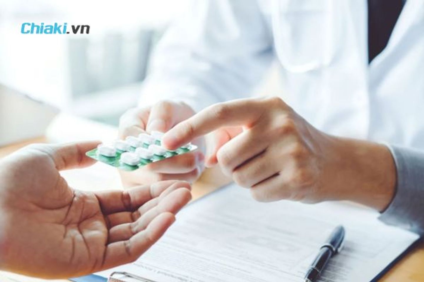 C&aacute;ch chọn thuốc giải độc gan trị mụn tốt, hiệu quả