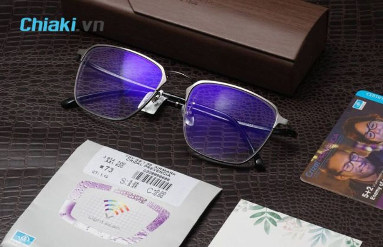 C&aacute;ch nhận biết k&iacute;nh chống &aacute;nh s&aacute;ng xanh qua giấy chứng nhận