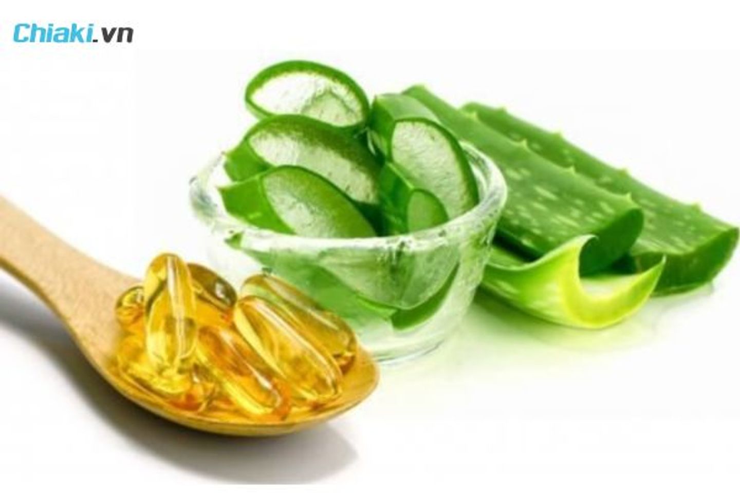 Mặt nạ vitamin E v&agrave; nha đam l&agrave;m dịu, cấp nước cho da nhạy cảm