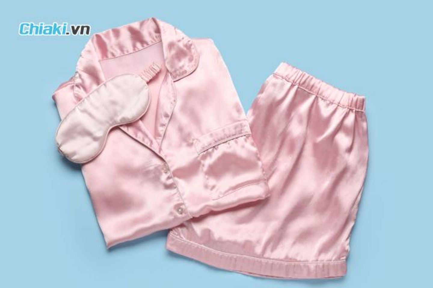 Đồ lụa cao cấp thường c&oacute; đường may tỉ mỉ, sang trọng