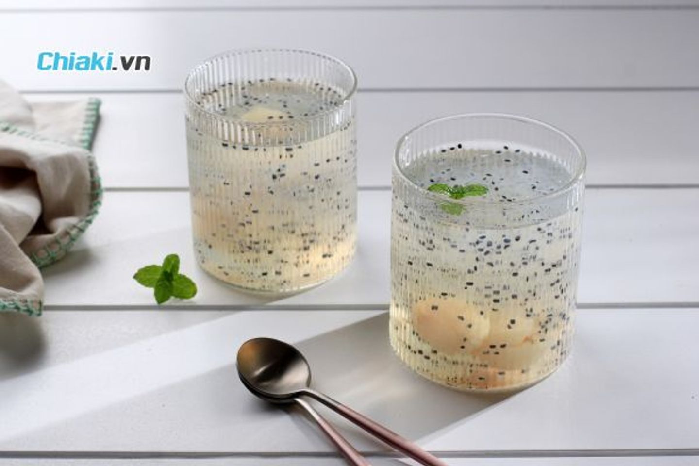 Người sau phẫu thuật, sau sinh bổ sung yến gi&uacute;p cơ thể nhanh phục hồi