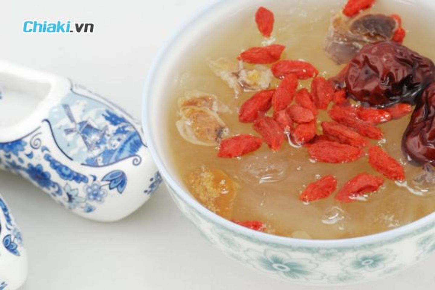 T&aacute;c hại của yến s&agrave;o khi sử dụng kh&ocirc;ng đ&uacute;ng c&aacute;ch