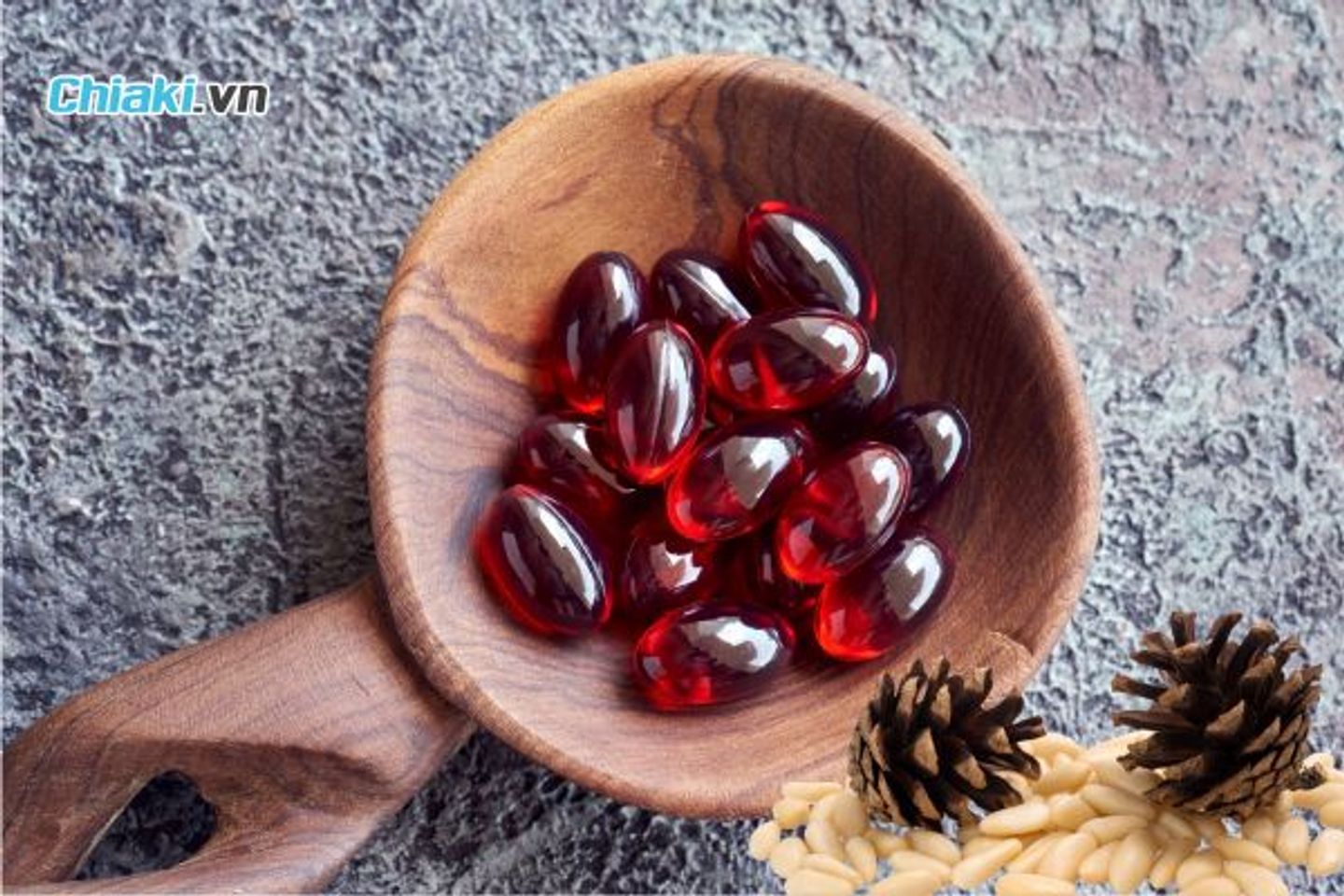Uống tinh dầu th&ocirc;ng đỏ v&agrave;o l&uacute;c n&agrave;o tốt?