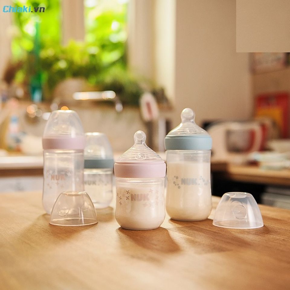 B&igrave;nh sữa Nuk Nature Sense cổ rộng thiết kế n&uacute;m đa tia