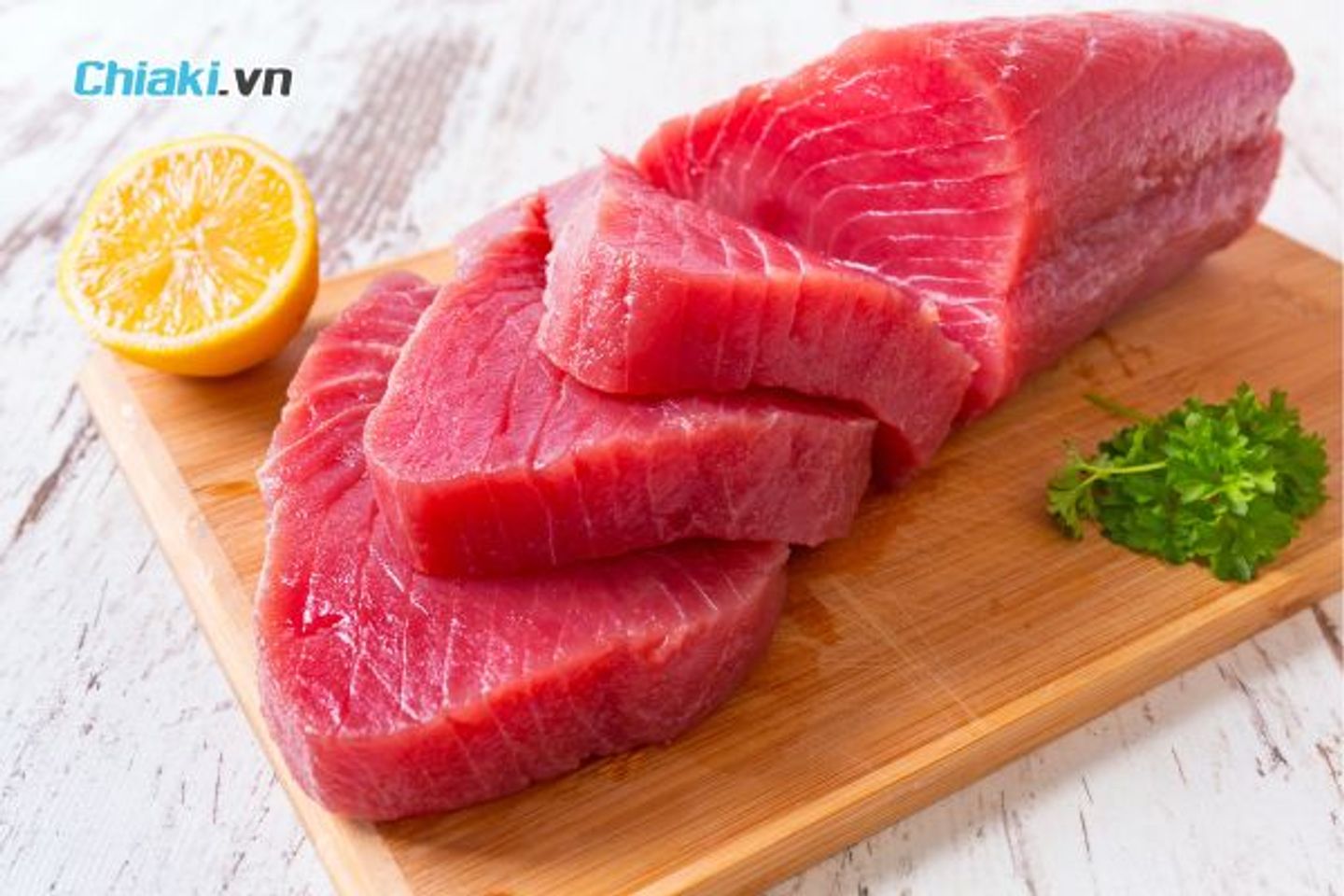 C&aacute; ngừ c&aacute; thu thực phẩm cung cấp sắt, omega-3 v&agrave; vitamin B12
