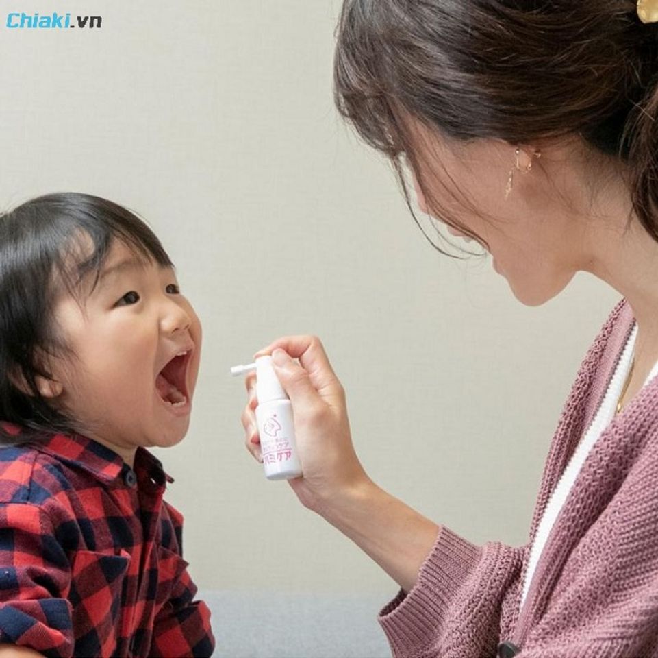 Xịt chống s&acirc;u răng bảo vệ răng miệng khỏi sự tấn c&ocirc;ng của vi khuẩn g&acirc;y s&acirc;u răng