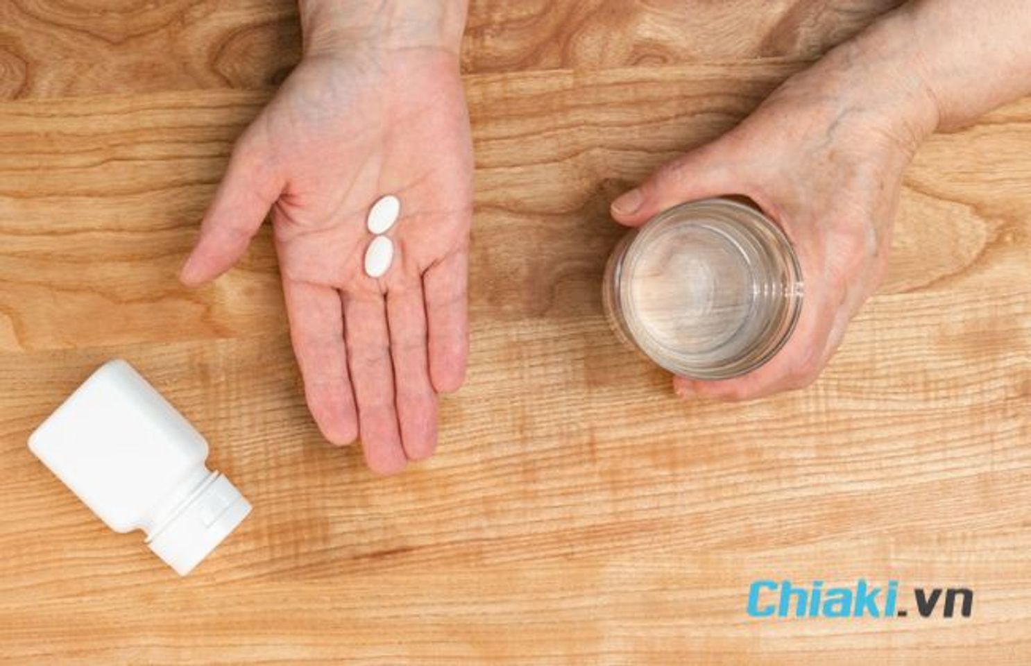 C&aacute;ch uống kẽm v&agrave; canxi