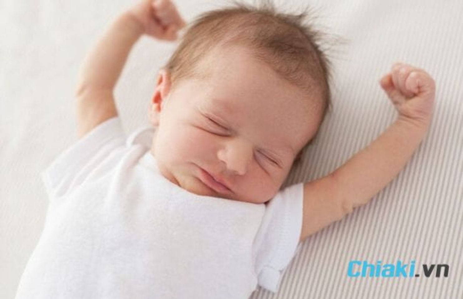 Dấu hiệu trẻ sơ sinh thiếu canxi - C&ograve;i xương