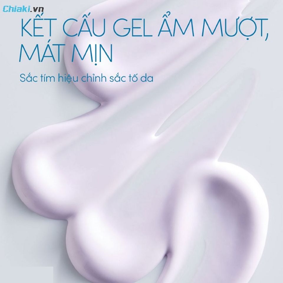 Kết cấu của sản phẩm th&igrave; sẽ lỏng nhẹ, mỏng mịn v&agrave; khi l&ecirc;n da th&igrave; kh&ocirc; nhanh cực kỳ