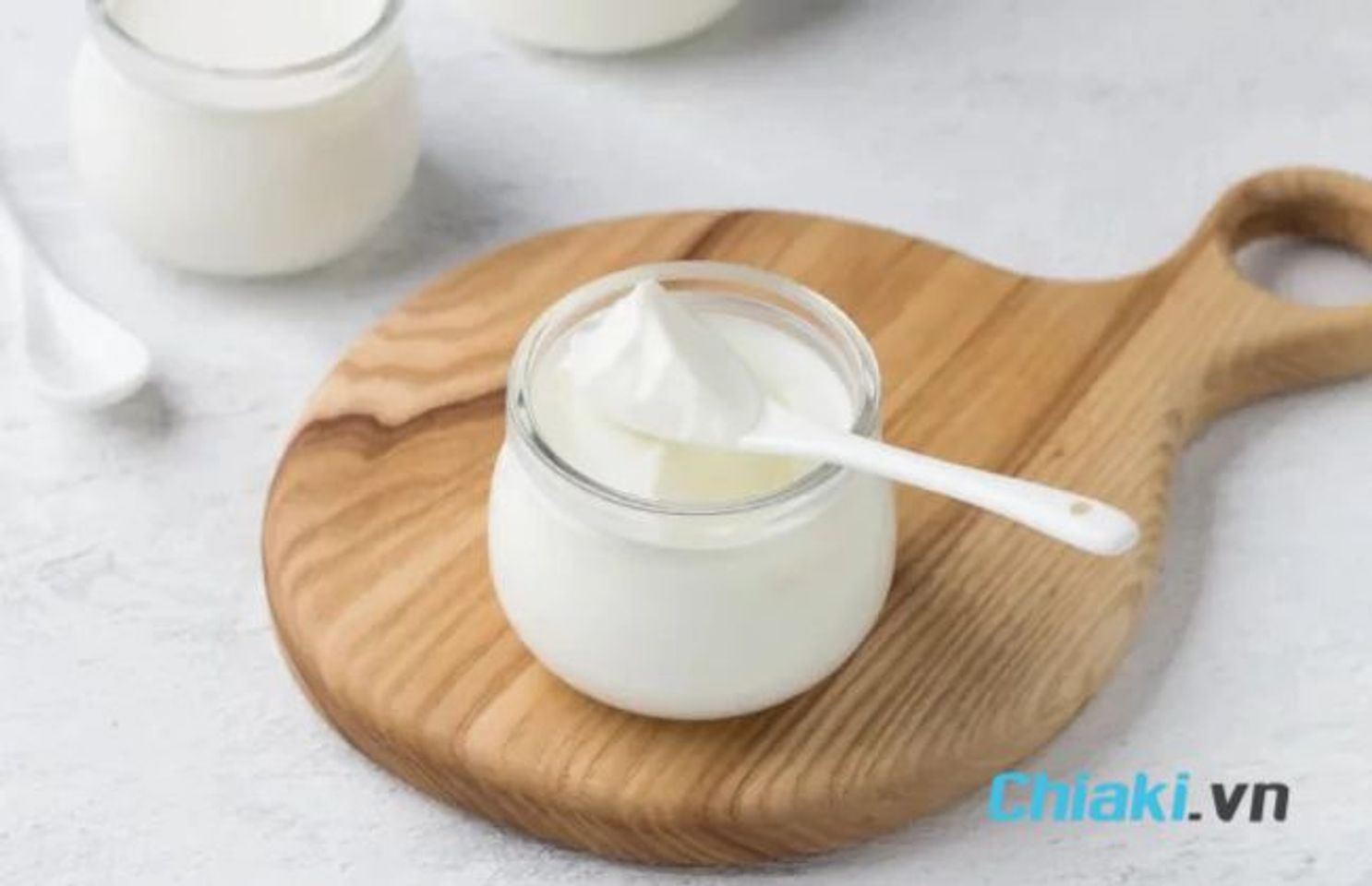 Thực phẩm bổ sung canxi cho người lớn - sữa chua