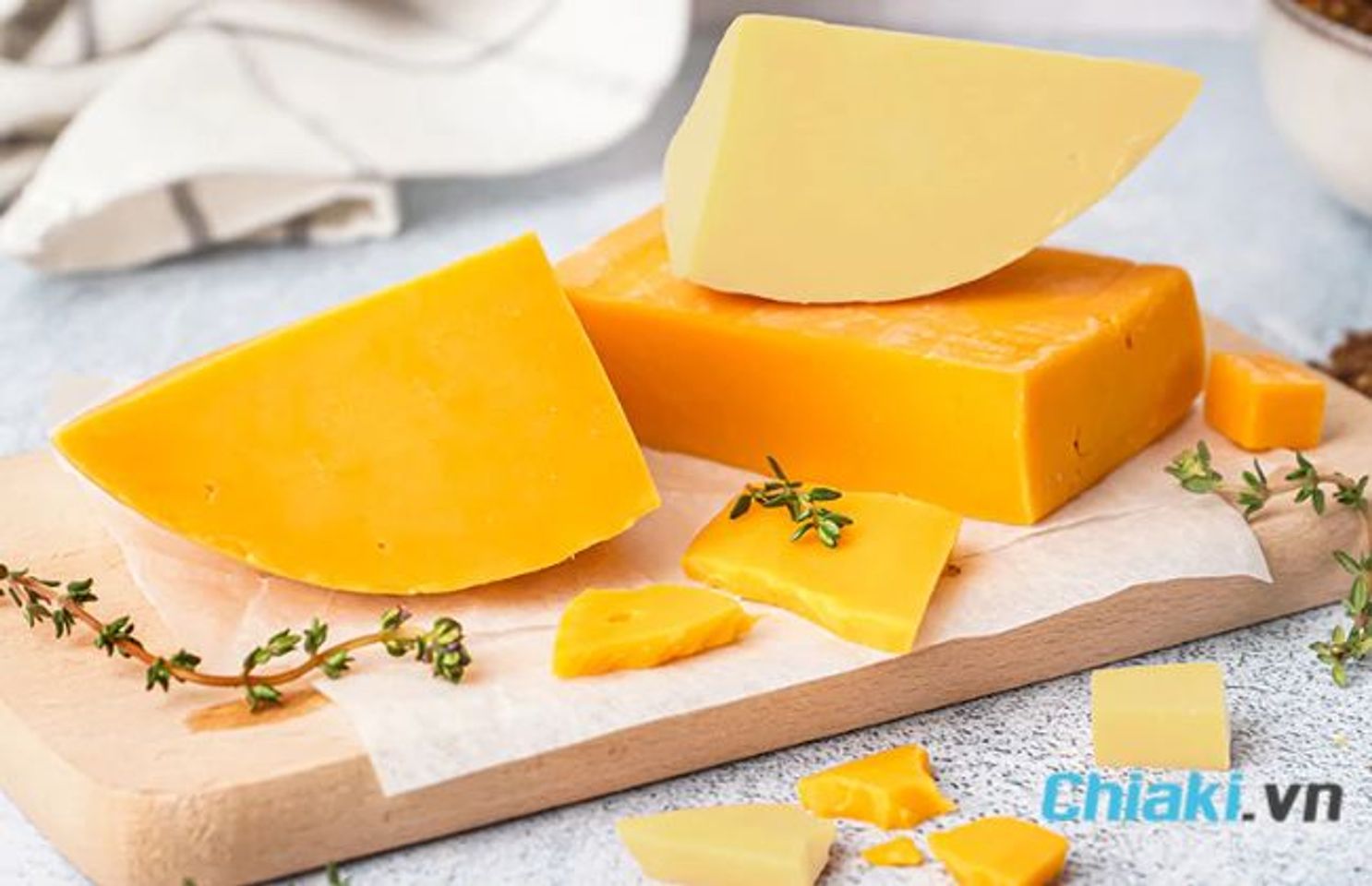 Thực phẩm gi&agrave;u kẽm - Ph&ocirc; mai cheddar