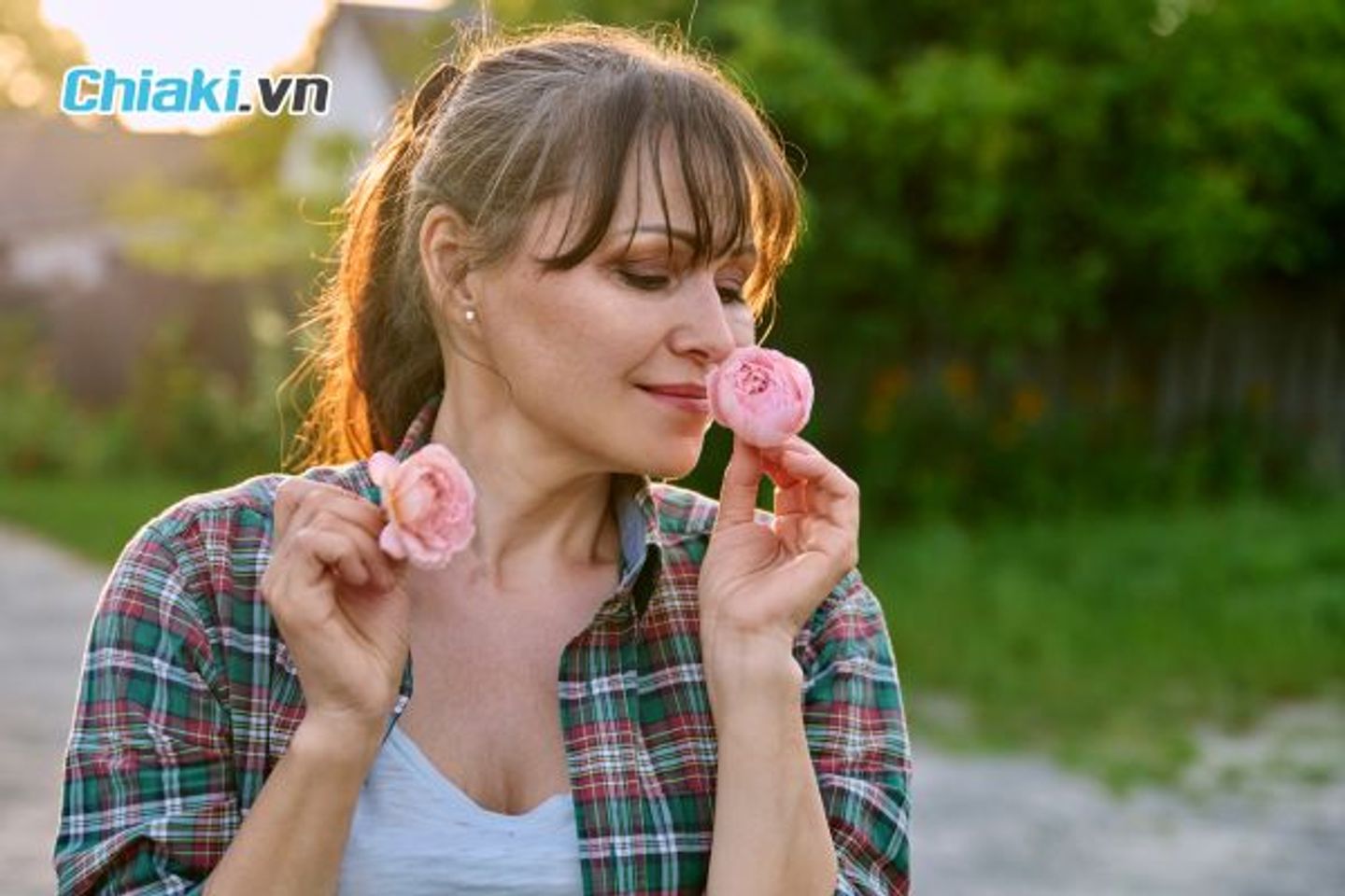 Tiền m&atilde;n kinh ở phụ nữ l&agrave; g&igrave;?