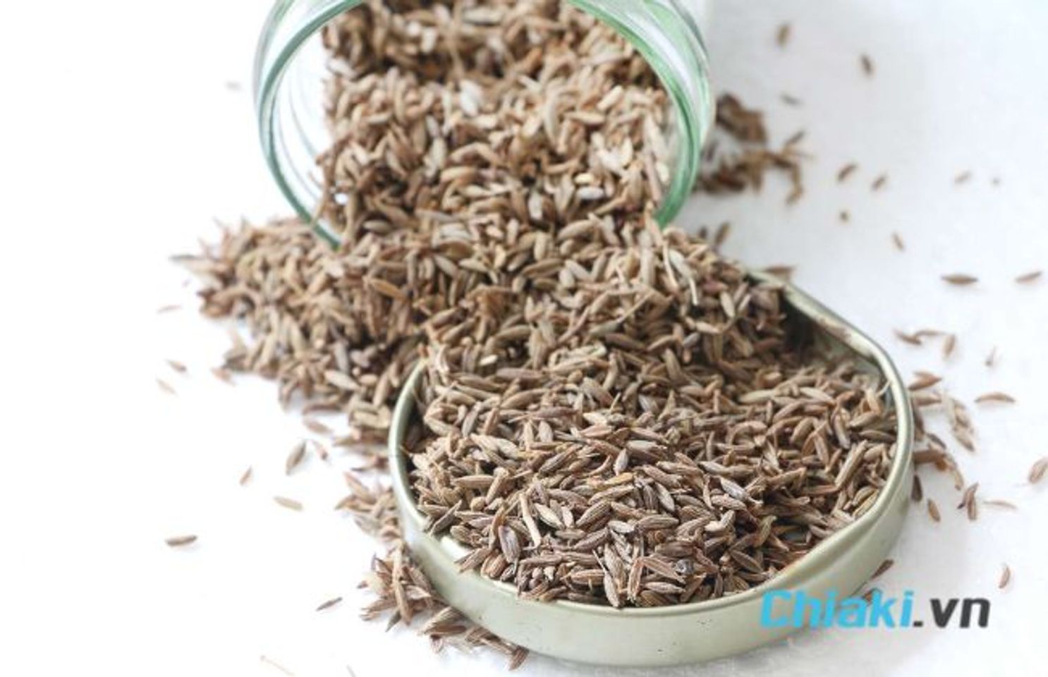 Ăn hạt th&igrave; l&agrave; gi&uacute;p điều h&ograve;a kinh nguyệt