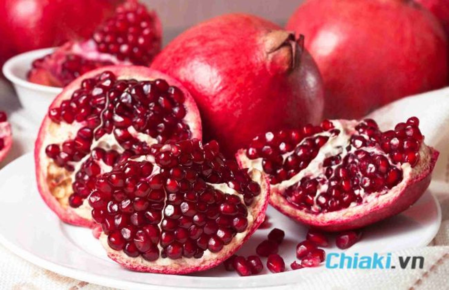Ăn lựu gi&uacute;p điều h&ograve;a kinh nguyệt