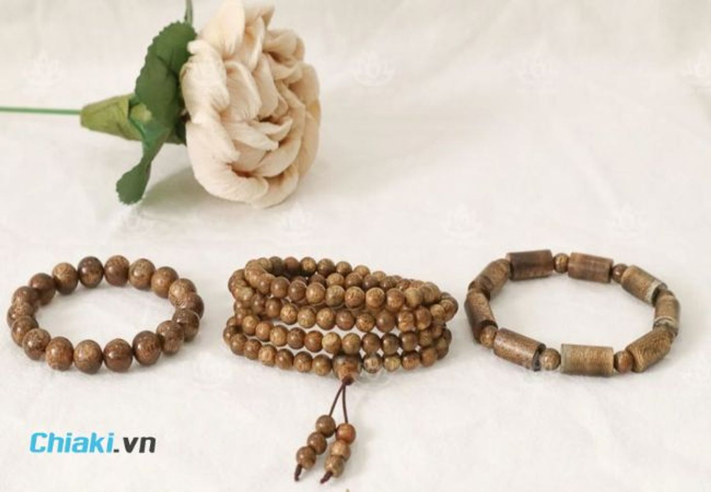 C&aacute;ch sử dụng v&agrave; lưu &yacute; khi d&ugrave;ng v&ograve;ng trầm hương&nbsp;