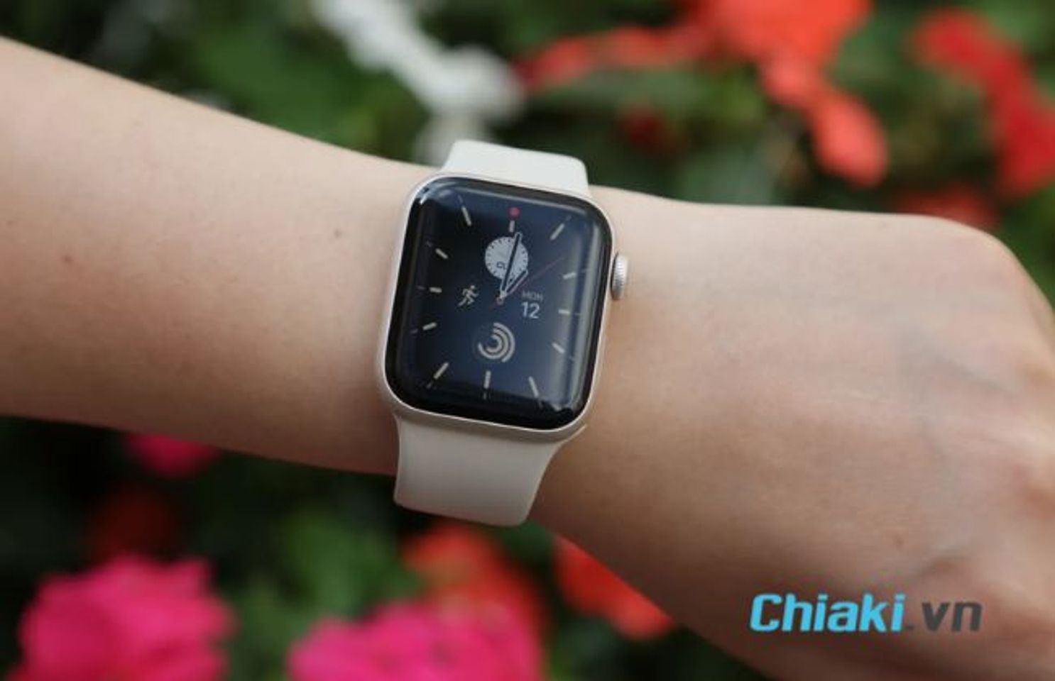 Đồng hồ th&ocirc;ng minh cho nữ Apple Watch SE