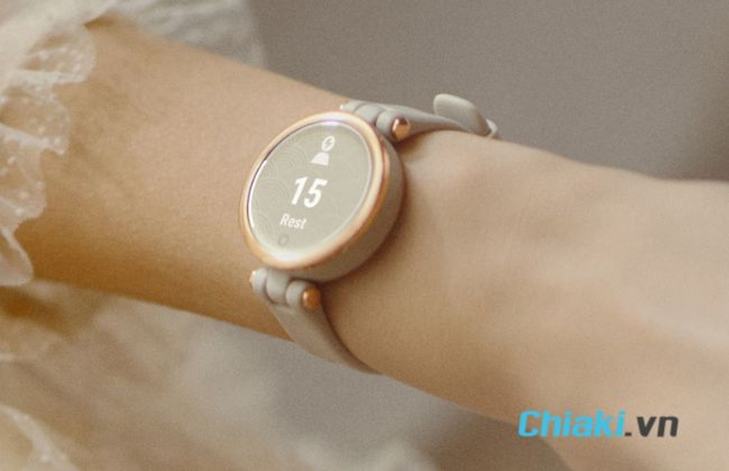Đồng hồ th&ocirc;ng minh cho nữ Garmin Lily