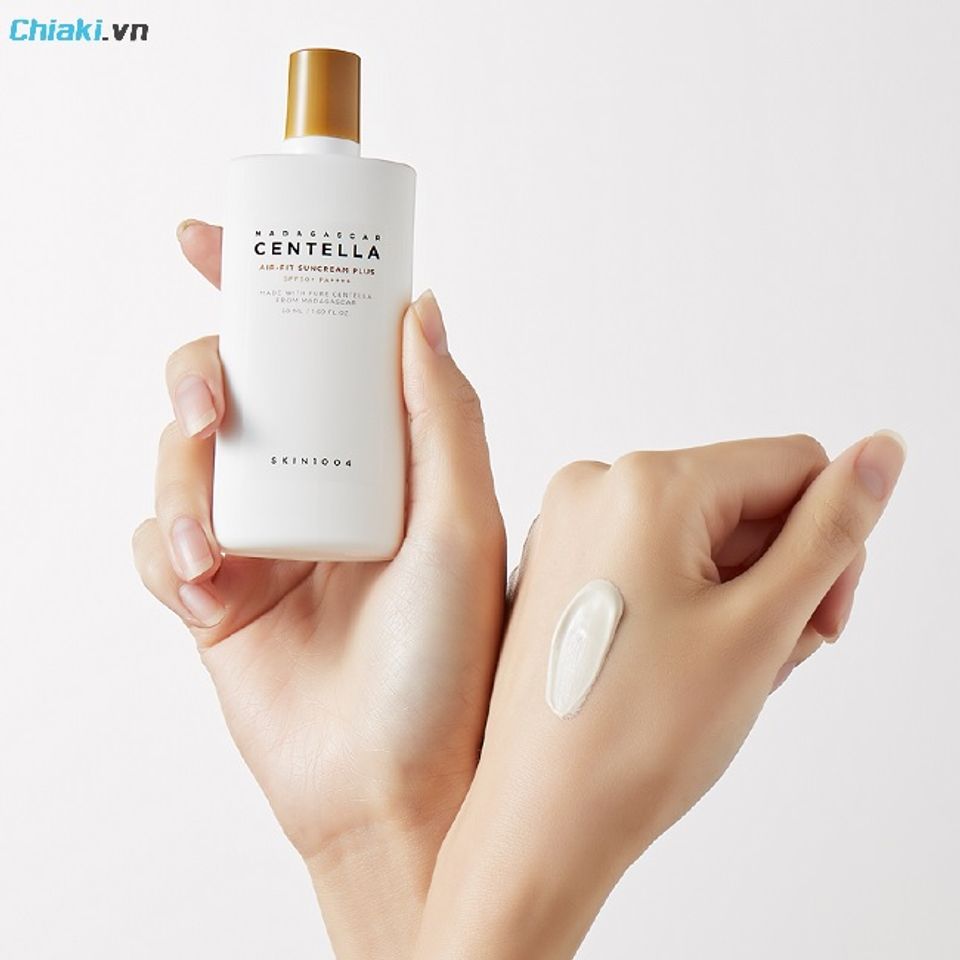 Kem chống nắng Centella Air-Fit l&agrave; d&ograve;ng kem chống nắng vật l&yacute; thuần t&uacute;y