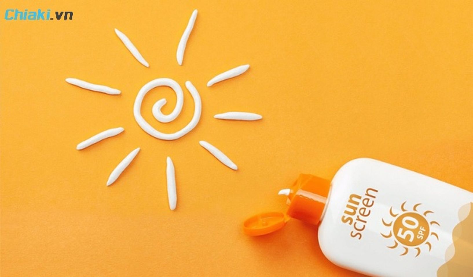 N&ecirc;n sử dụng kem chống nắng c&oacute; chỉ số SPF tối thiểu 30, khuyến kh&iacute;ch SPF 50+