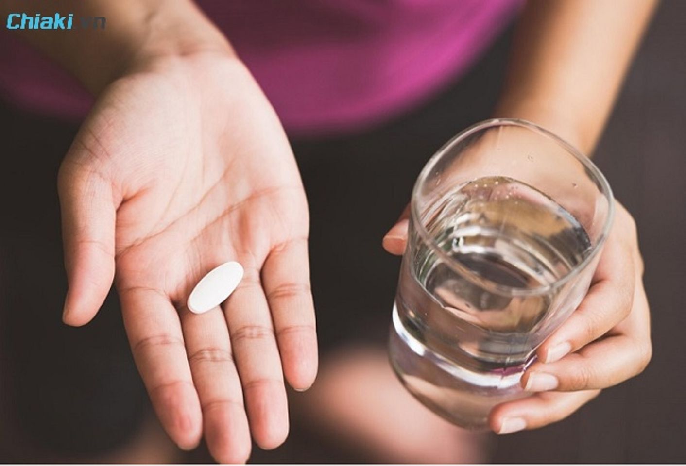 N&ecirc;n uống nhiều nước trong qu&aacute; tr&igrave;nh sử dụngTransamin 500mg