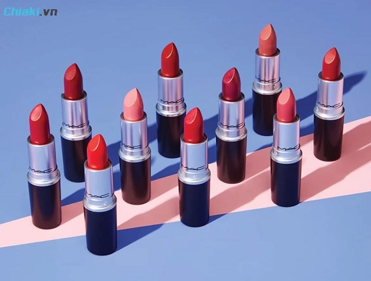 MAC Cosmetics nổi tiếng với sự đa dạng về m&agrave;u sắc đ&aacute;ng kinh ngạc, chất lượng cao cấp