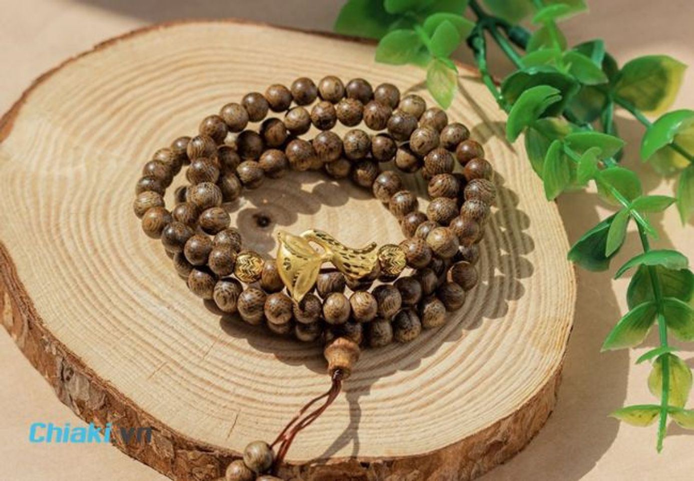 M&ugrave;i hương thanh khiết của trầm hỗ trợ loại bỏ những năng lượng ti&ecirc;u cực trong nh&agrave;