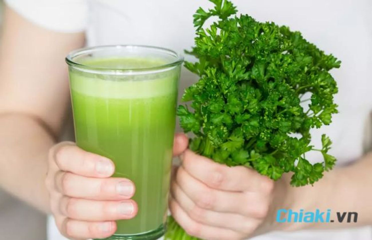 Uống nước ng&ograve; t&acirc;y gi&uacute;p điều h&ograve;a kinh nguyệt