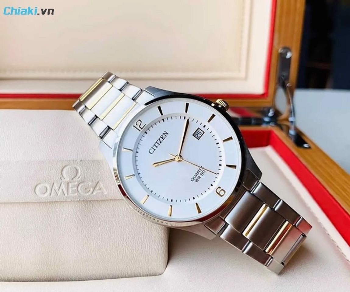 Đồng hồ Citizen BD0048-80A đan xen giữa số học tr&ograve; v&agrave; số vạch, tạo n&ecirc;n sự độc đ&aacute;o v&agrave; dễ đọc