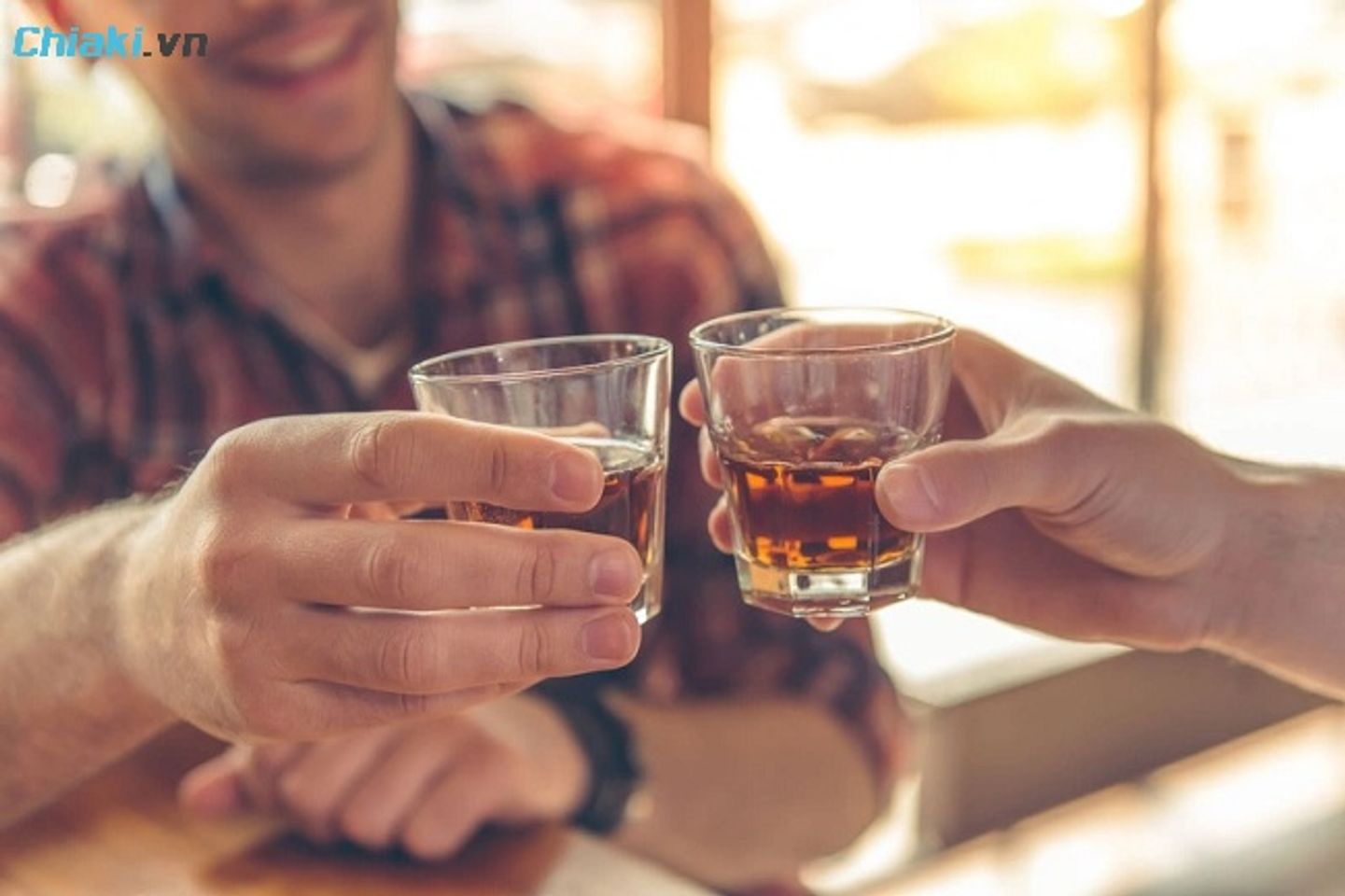 Hướng dẫn uống rượu nấm linh chi đ&uacute;ng c&aacute;ch, an to&agrave;n