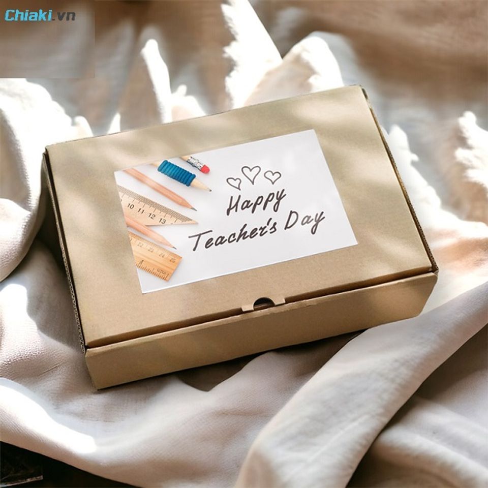 Những lưu &yacute; khi tặng qu&agrave; cho thầy gi&aacute;o ng&agrave;y 20/11