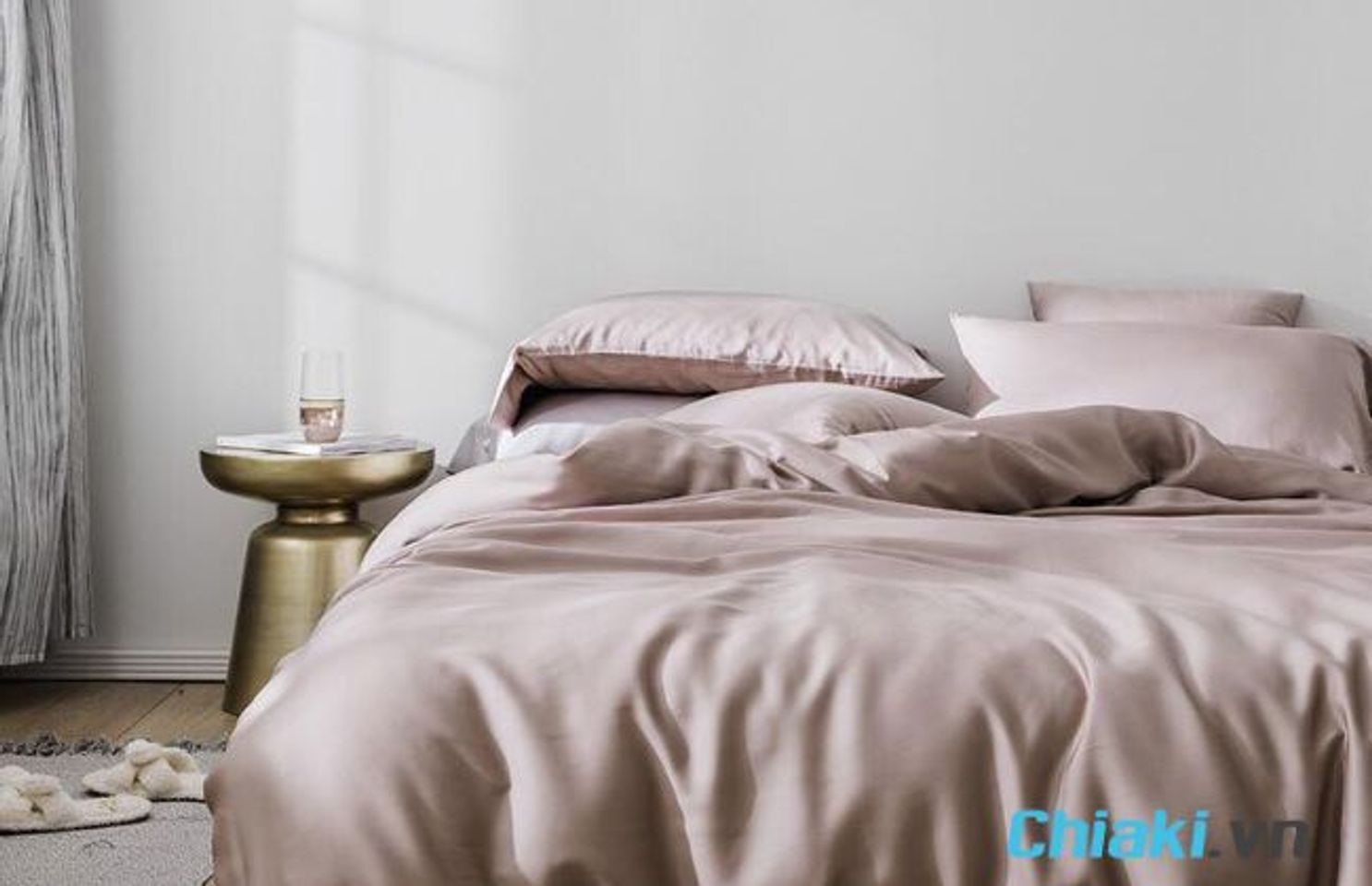 Qu&agrave; sinh nhật cho nữ - Bộ chăn ga cao cấp