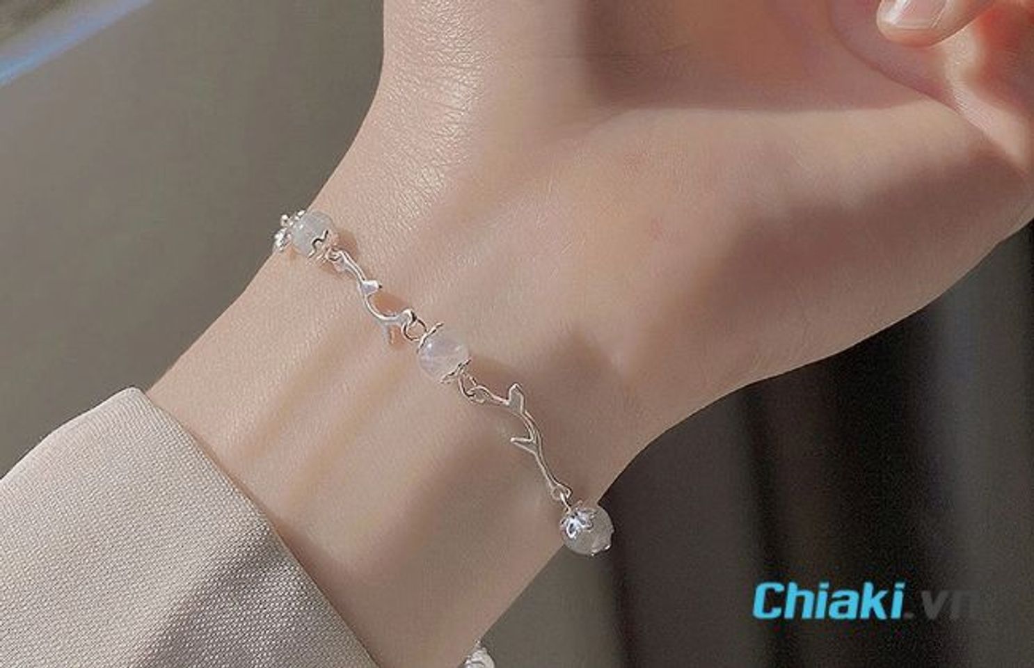 Qu&agrave; sinh nhật cho nữ - V&ograve;ng tay