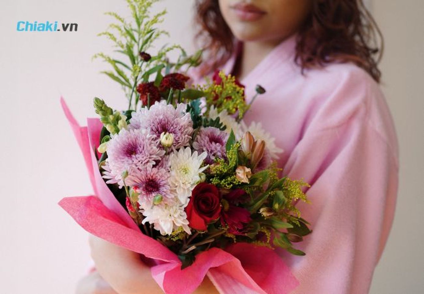 Hoa tươi l&agrave; một lựa chọn kinh điển nhưng chưa bao giờ lỗi thời