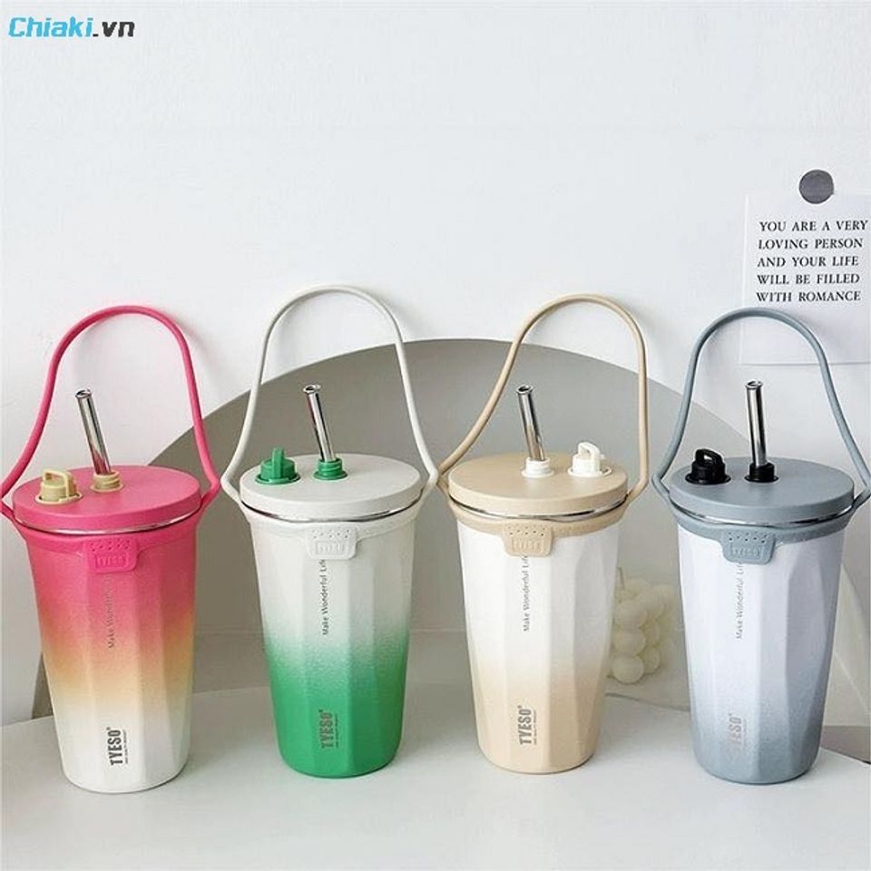 B&igrave;nh giữ nhiệt c&oacute; in t&ecirc;n l&agrave; m&oacute;n qu&agrave; c&aacute; nh&acirc;n h&oacute;a khiến người nhận vừa cảm thấy được tr&acirc;n trọng