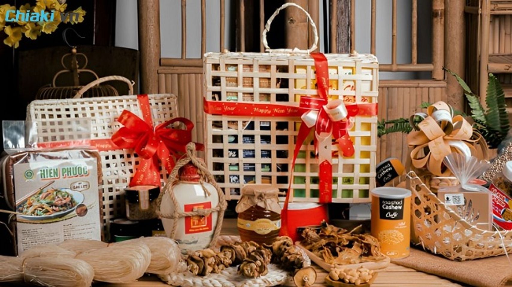 Hộp qu&agrave; đặc sản v&ugrave;ng miền mang &yacute; nghĩa về sự đa dạng, phong ph&uacute; v&agrave; t&igrave;nh cảm gắn kết của cả lớp