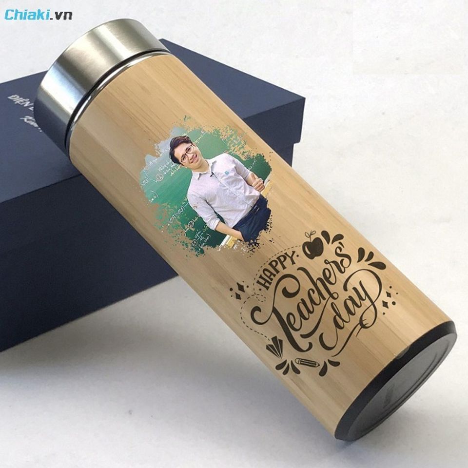 B&igrave;nh giữ nhiệt in lời tri &acirc;n mang nhiều &yacute; nghĩa, vừa tiện dụng, vừa chan chứa t&igrave;nh cảm