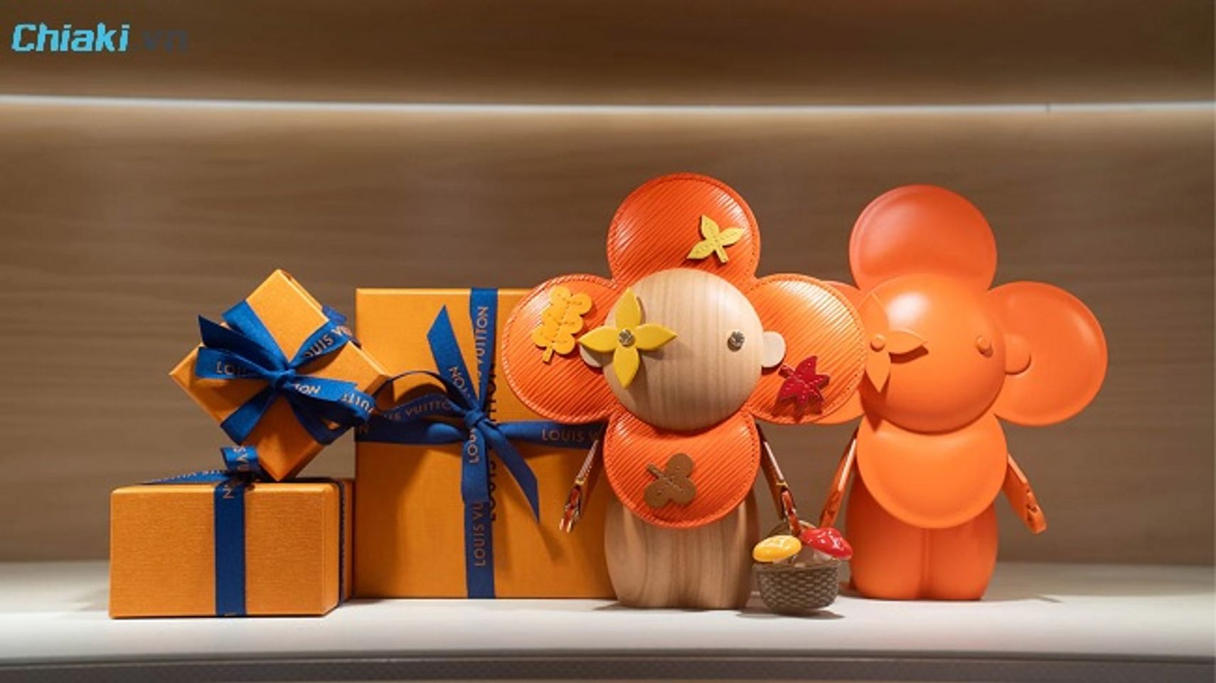 Hộp qu&agrave; h&agrave;ng hiệu l&agrave; m&oacute;n qu&agrave; Gi&aacute;ng sinh &yacute; nghĩa, được người th&acirc;n v&ocirc; c&ugrave;ng tr&acirc;n trọng