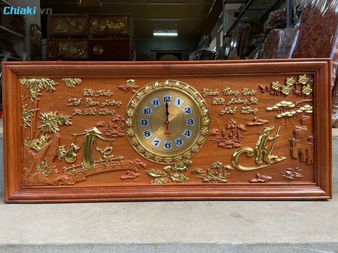 Đồng hồ treo tường phong thủy gửi gắm th&ocirc;ng điệp thời gian qu&yacute; gi&aacute;, sống l&acirc;u khỏe mạnh v&agrave; vi&ecirc;n m&atilde;n