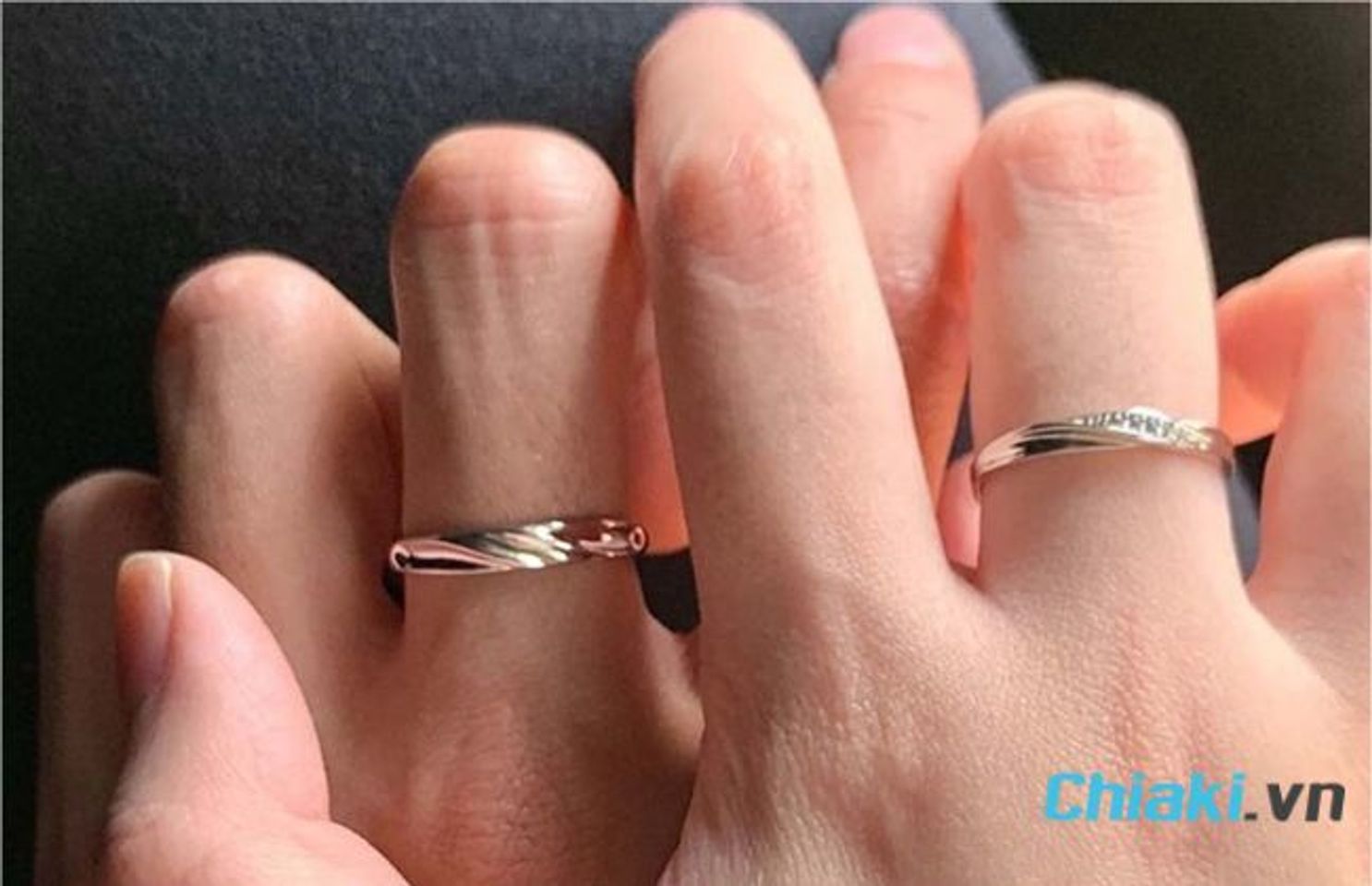 Qu&agrave; sinh nhật cho bạn trai - Nhẫn đ&ocirc;i